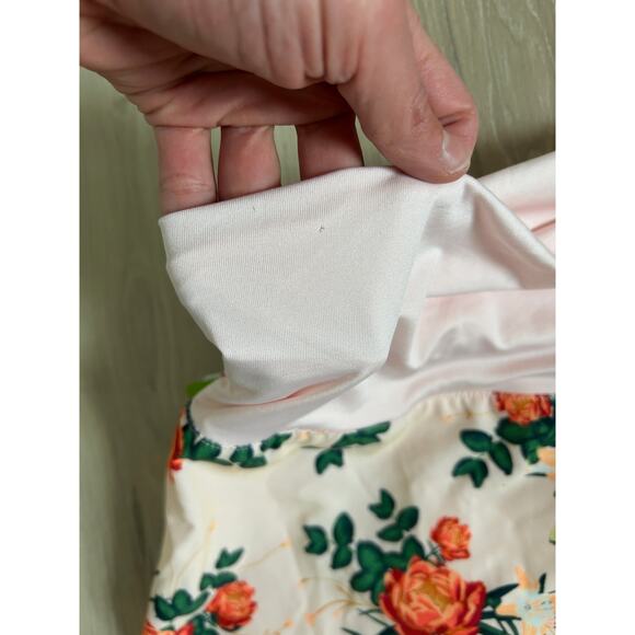 Roxy Endless Summer Peach Floral Board Shorts - Size XL - Picture 6 of 6